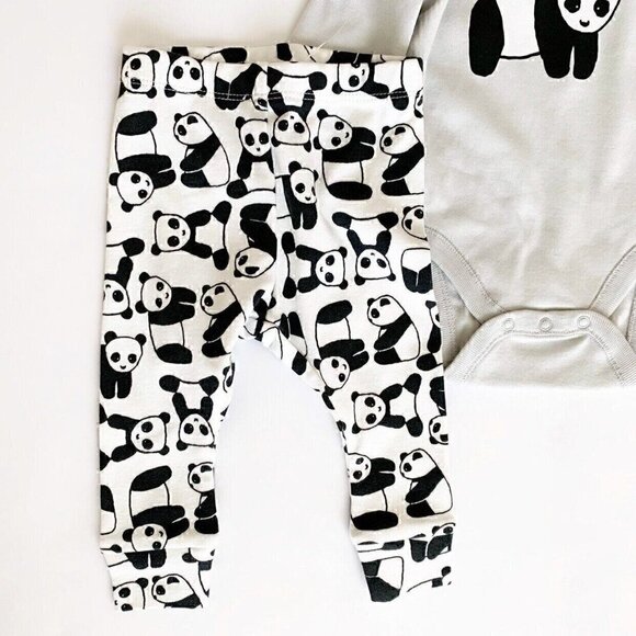 NWT Tea Collection Baby Outfit 0-3 Months or Newborn size - Picture 3 of 6